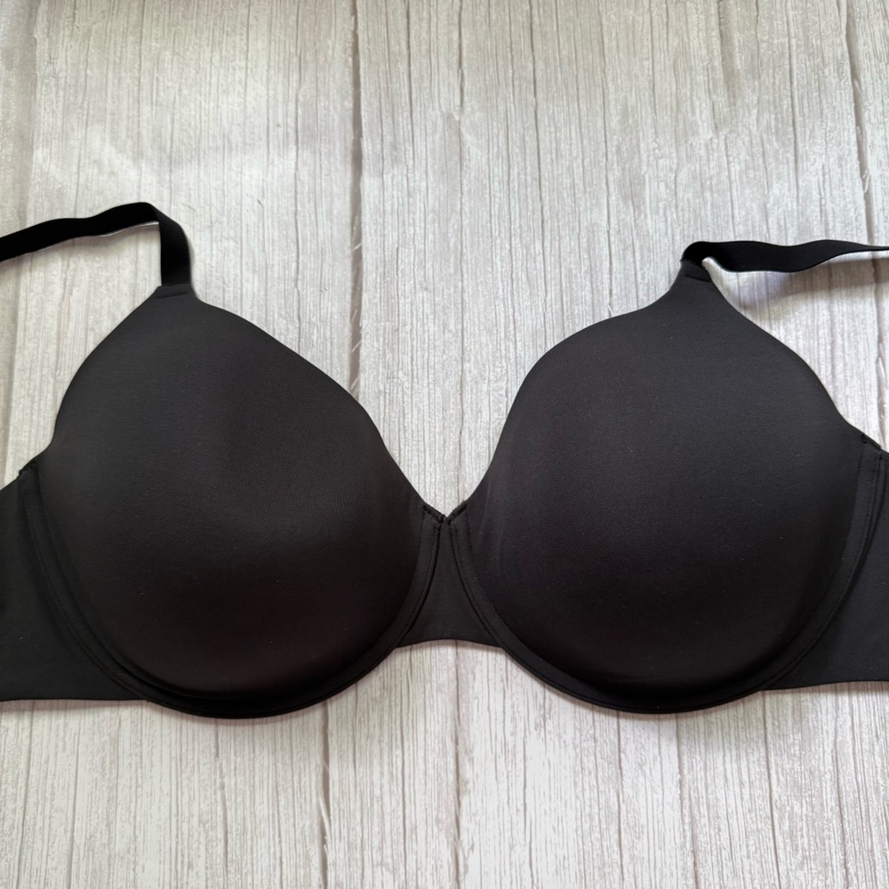 Fits Everybody T-Shirt Bra SKIMS